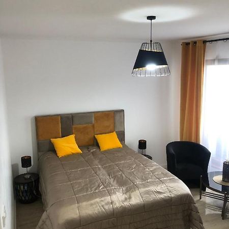 Golden Apartment วรอตซวาฟ ภายนอก รูปภาพ